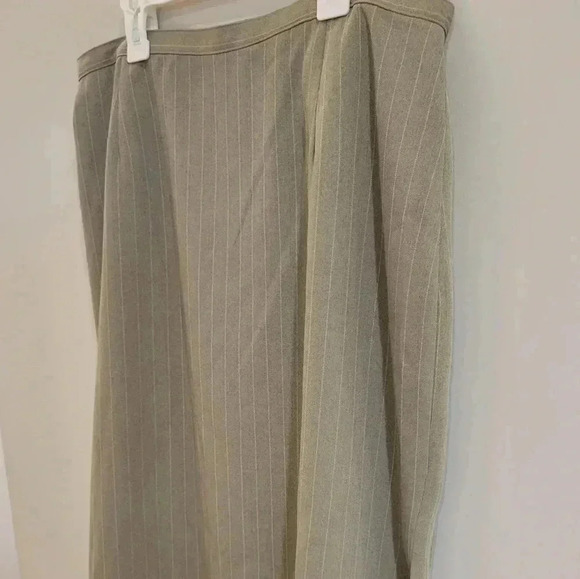 Jessica  Beige Pinstripe Pencil Skirt sz 14 - Picture 1 of 7